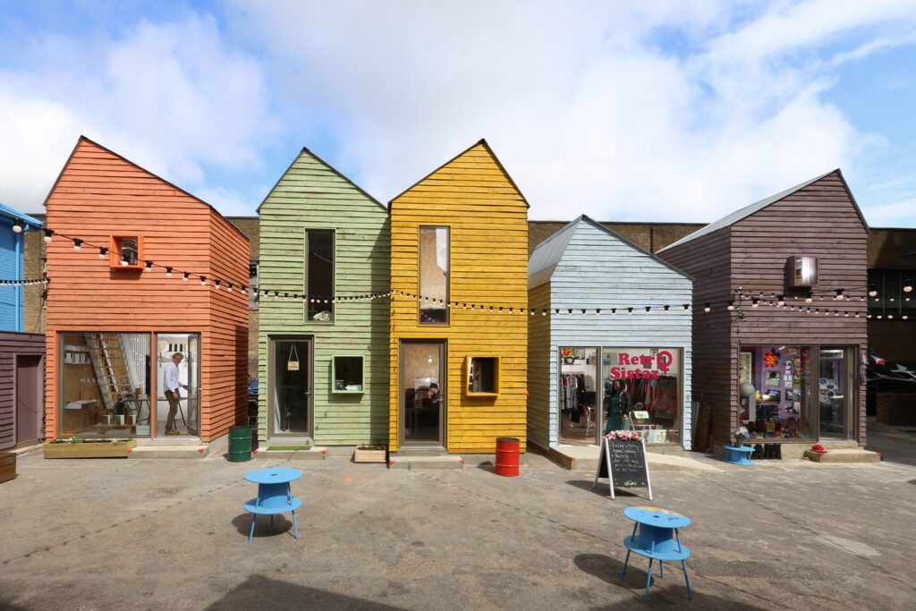 Blue House Yard | Meanwhile Space